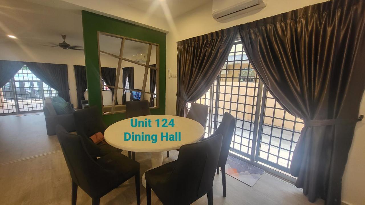 Ipoh Family Villa-Spacious Stay For 21 Or 42Pax エクステリア 写真