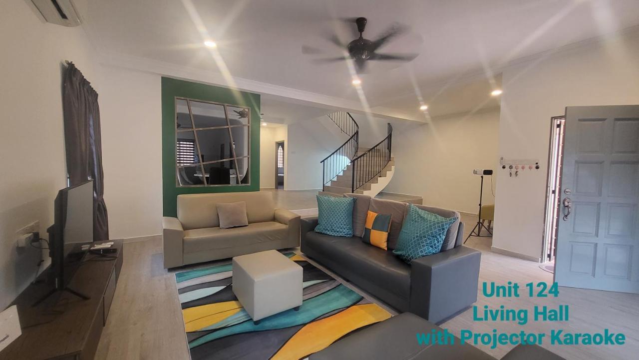 Ipoh Family Villa-Spacious Stay For 21 Or 42Pax エクステリア 写真