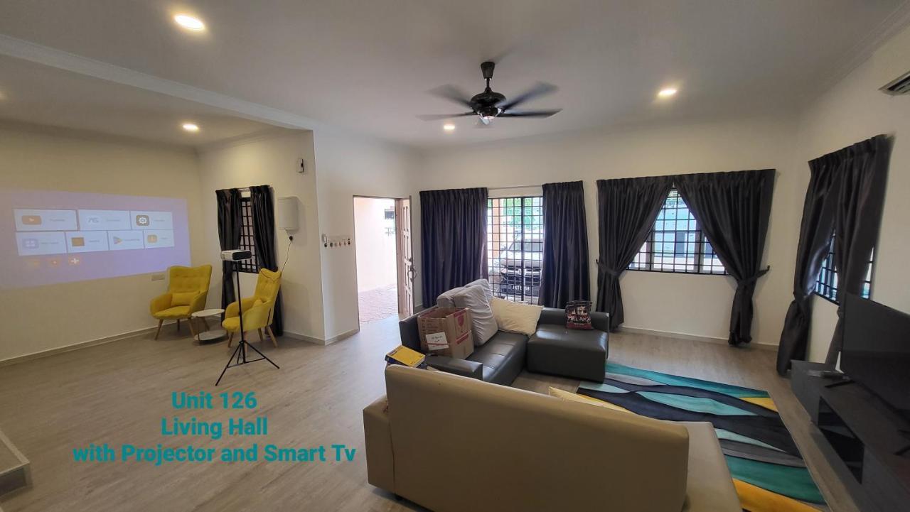 Ipoh Family Villa-Spacious Stay For 21 Or 42Pax エクステリア 写真
