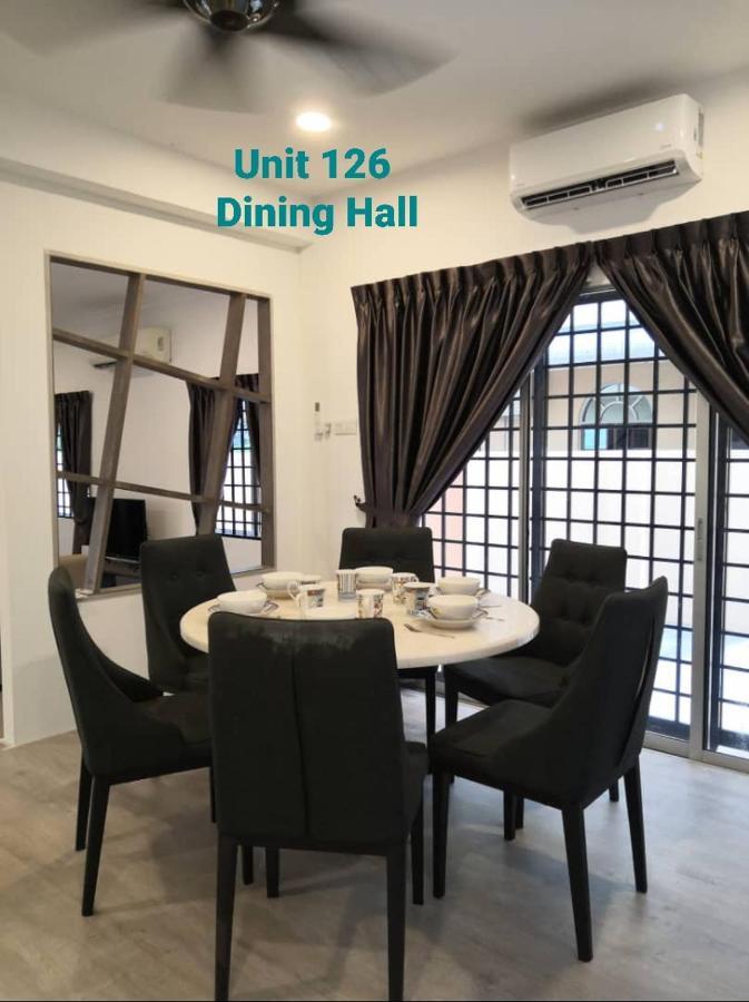 Ipoh Family Villa-Spacious Stay For 21 Or 42Pax エクステリア 写真
