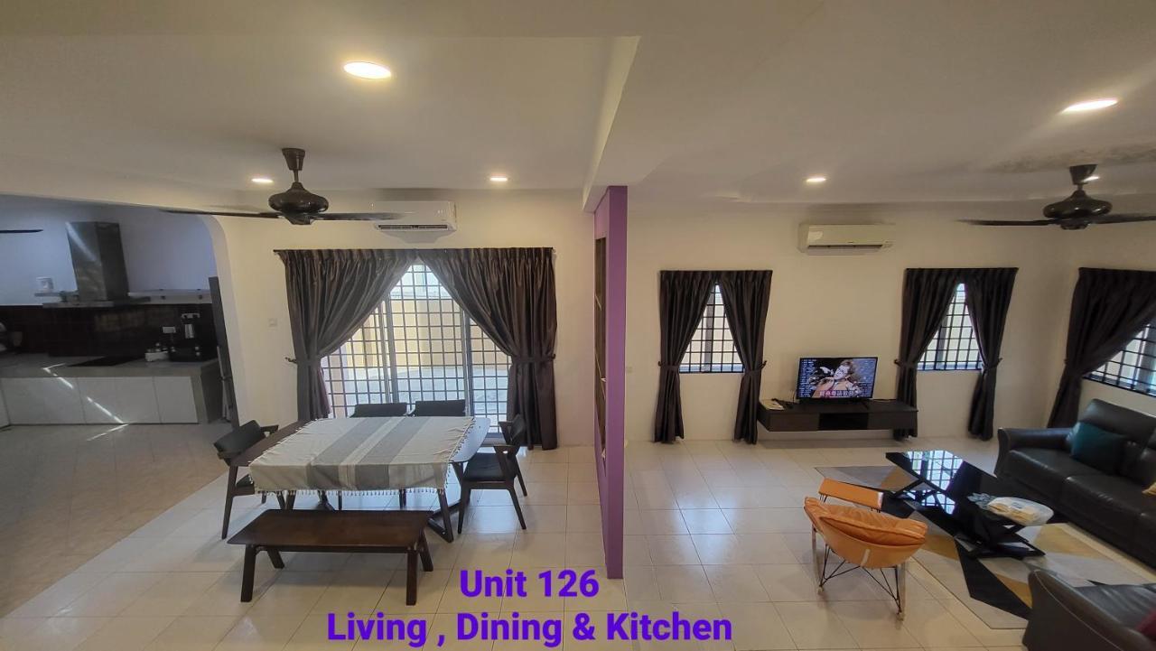 Ipoh Family Villa-Spacious Stay For 21 Or 42Pax エクステリア 写真