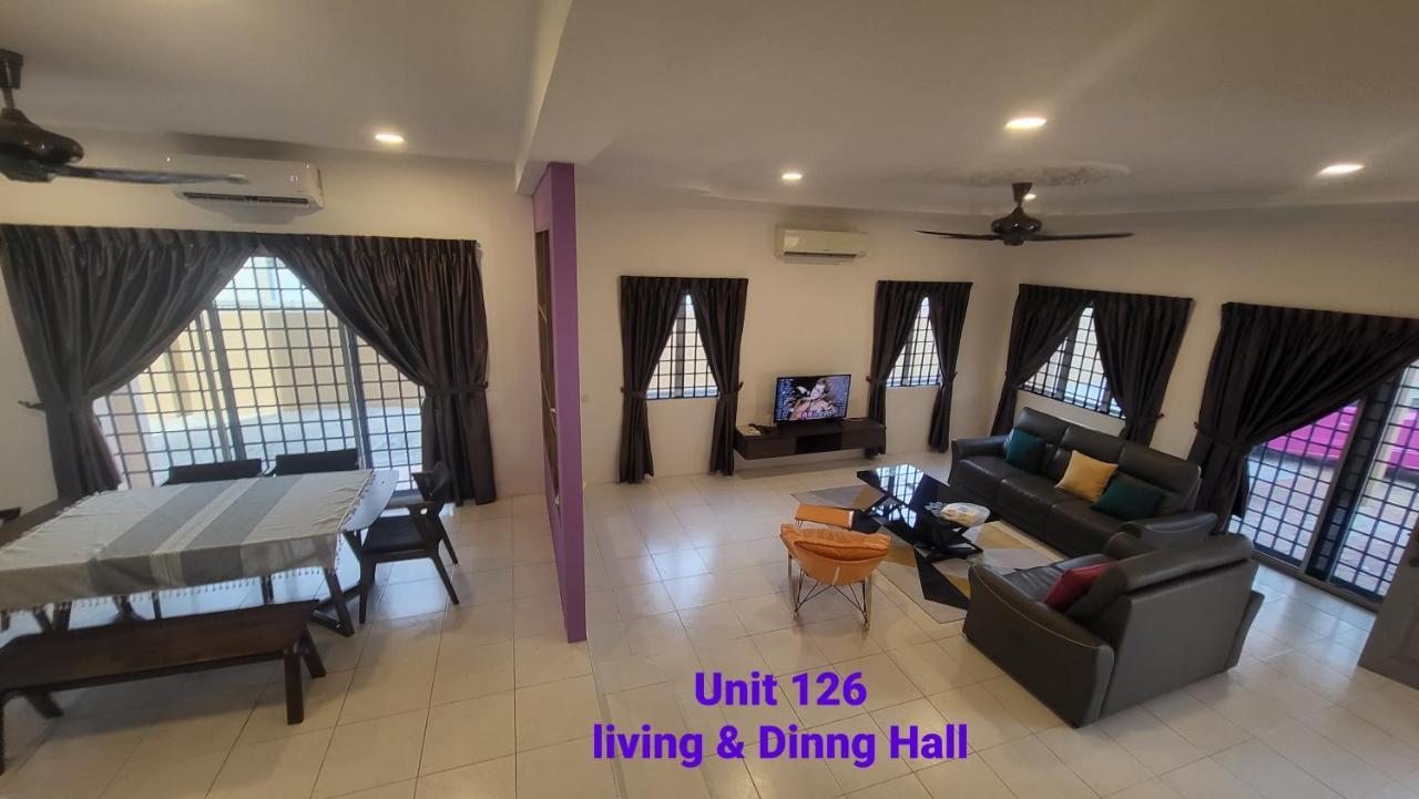 Ipoh Family Villa-Spacious Stay For 21 Or 42Pax エクステリア 写真